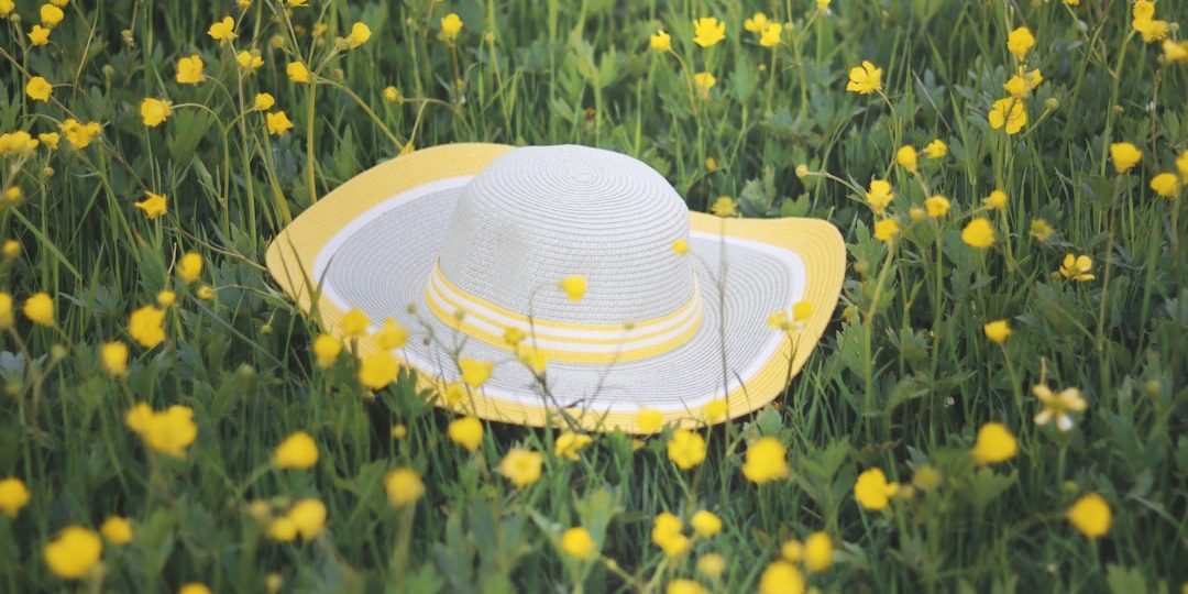 Retour des chapeaux cloche 1920 dans la tendance mode actuelle